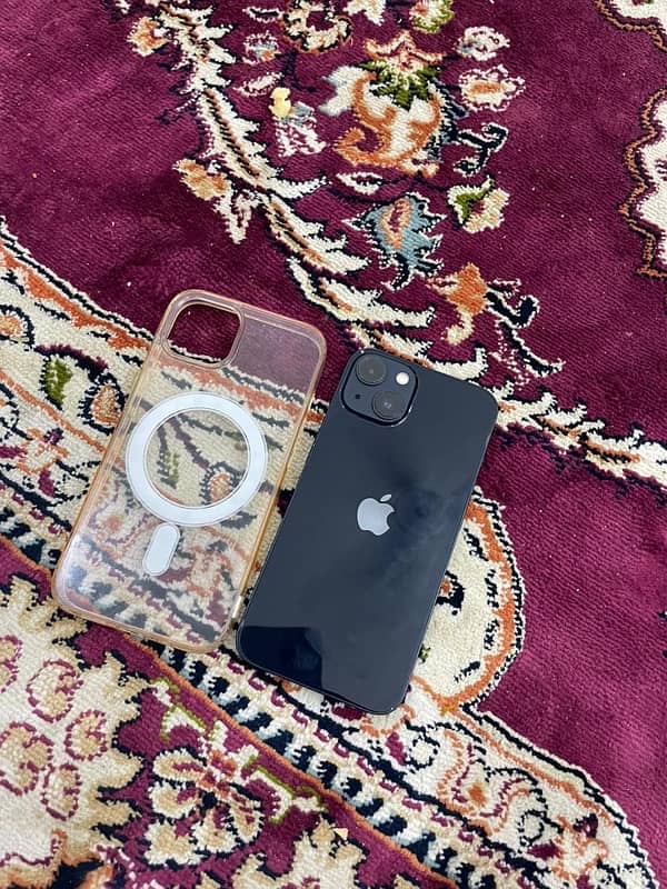 APPLE IPHONE 13 256gb 4