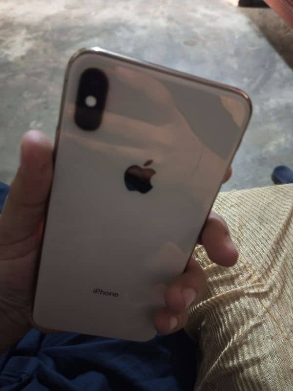 iPhoneXsMax 3