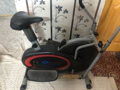 Cardio workout cycling machine