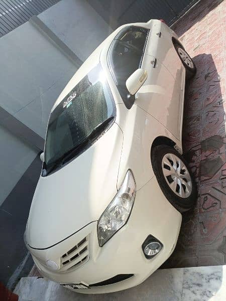 Toyota Corolla Altis 2011 1