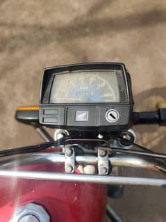 Honda CD70 2014 model