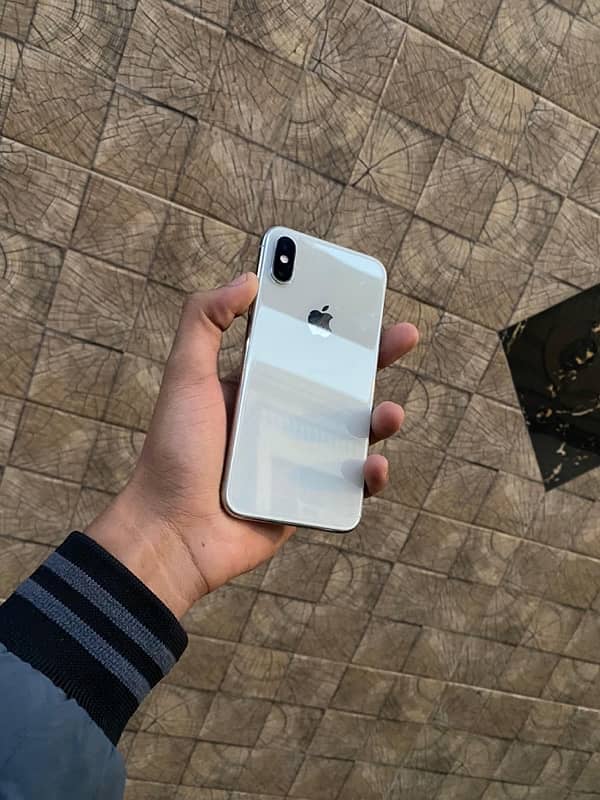 iPhone xs pta 256gb 1