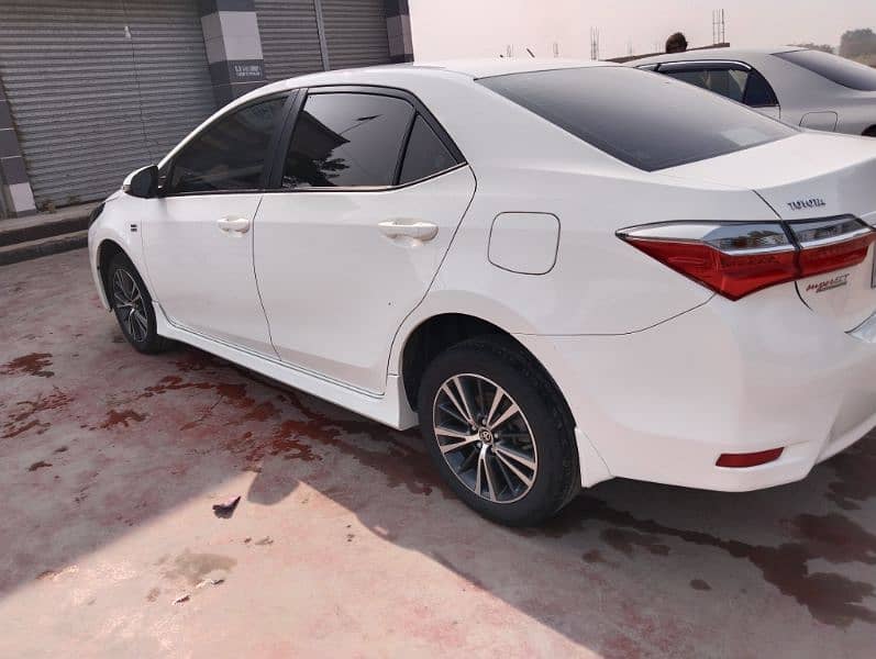 Toyota Corolla Altis 2019 1