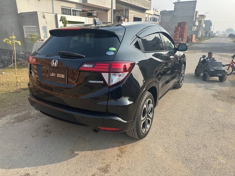 Honda Vezel 2018 3