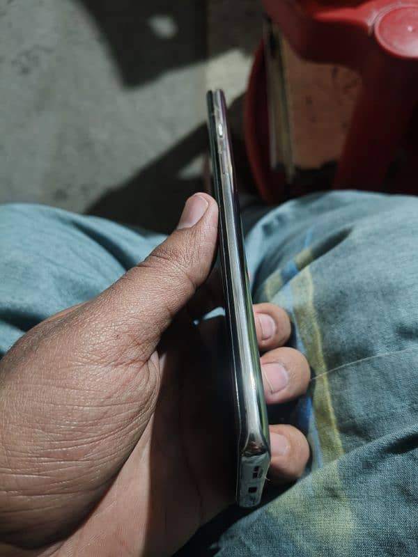 oneplus 8 ram 8gb rom 128 all ok koe msla nae 0