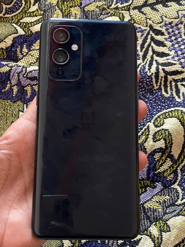 OnePlus 9 mint condition 1