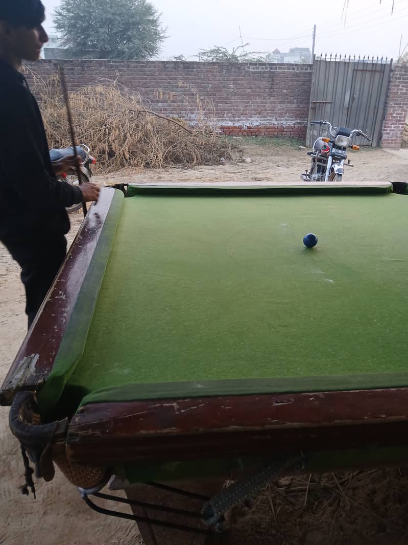 snooker table 5.10 feet(width & height)  chak ghazi hafizabad 3