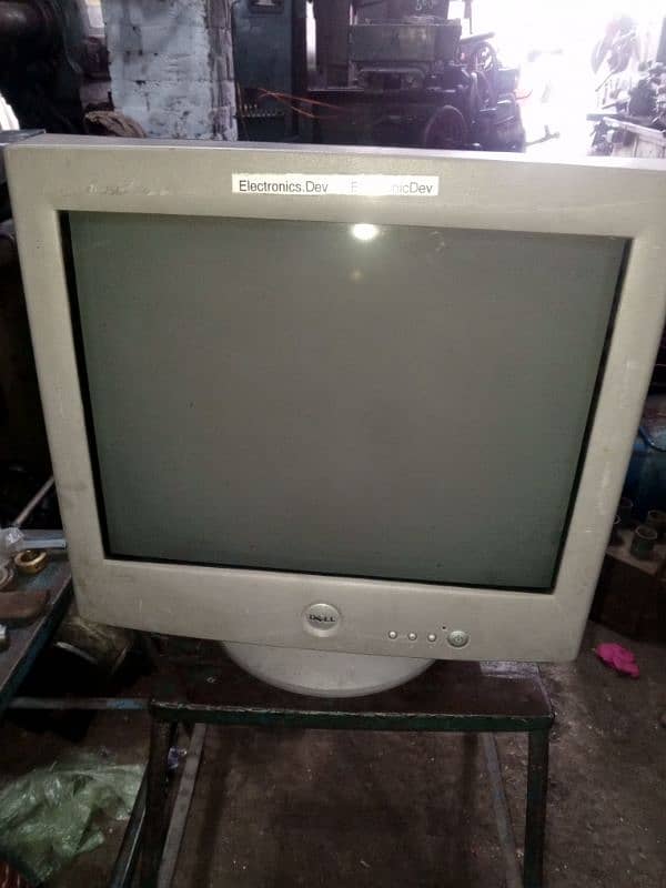 monitor for sale in good condition 0