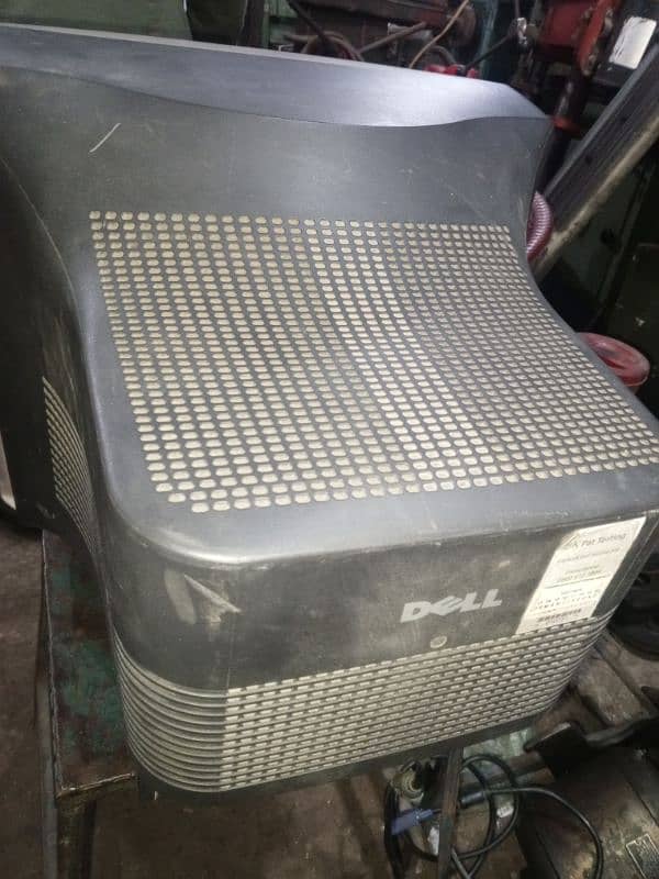 monitor for sale in good condition 1