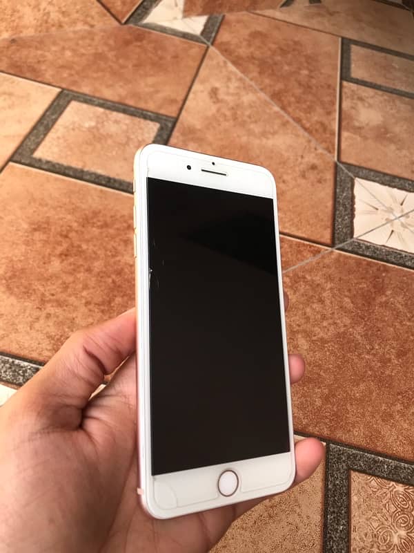 iphone 8 plus 64 gb PTA 2