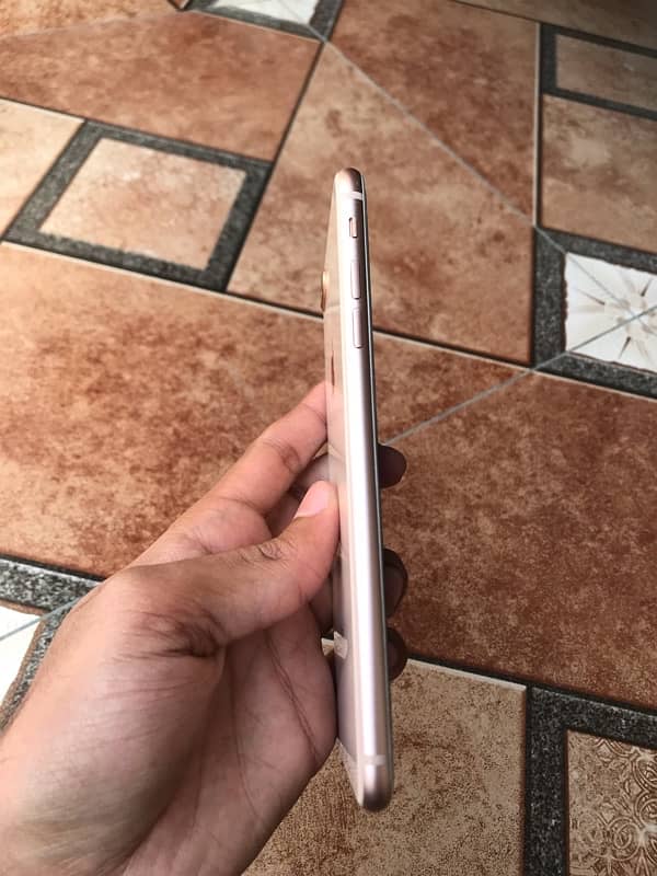 iphone 8 plus 64 gb PTA 3