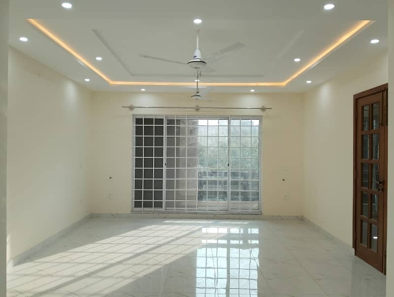 1 Kanal Beautiful Brand New House Upper Portion Available For Rent Very Beautiful location 2