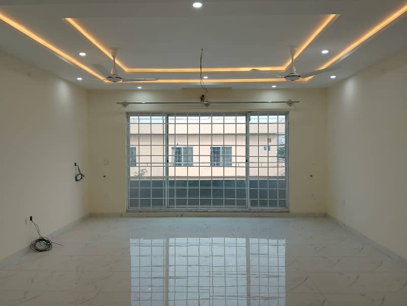 1 Kanal Beautiful Brand New House Upper Portion Available For Rent Very Beautiful location 8