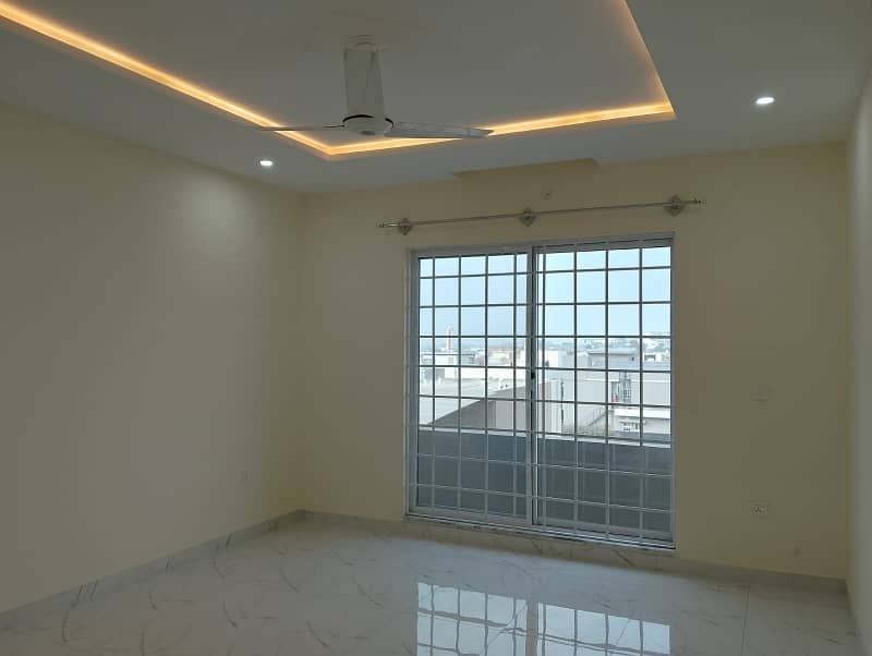 1 Kanal Beautiful Brand New House Upper Portion Available For Rent Very Beautiful location 14