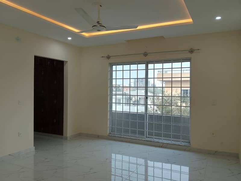 1 Kanal Beautiful Brand New House Upper Portion Available For Rent Very Beautiful location 16