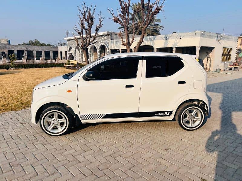 Suzuki Alto 2022 For sale full lush condition no touching total janian 1