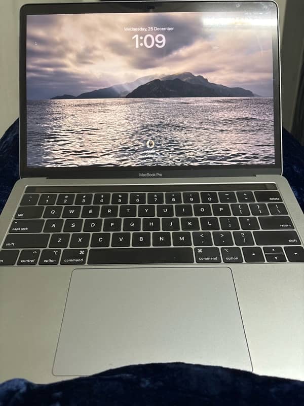 MacBook pro 2019 2