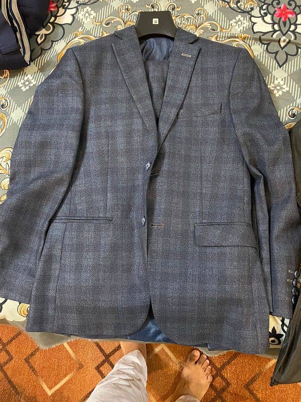 3 piece Pent coat 1