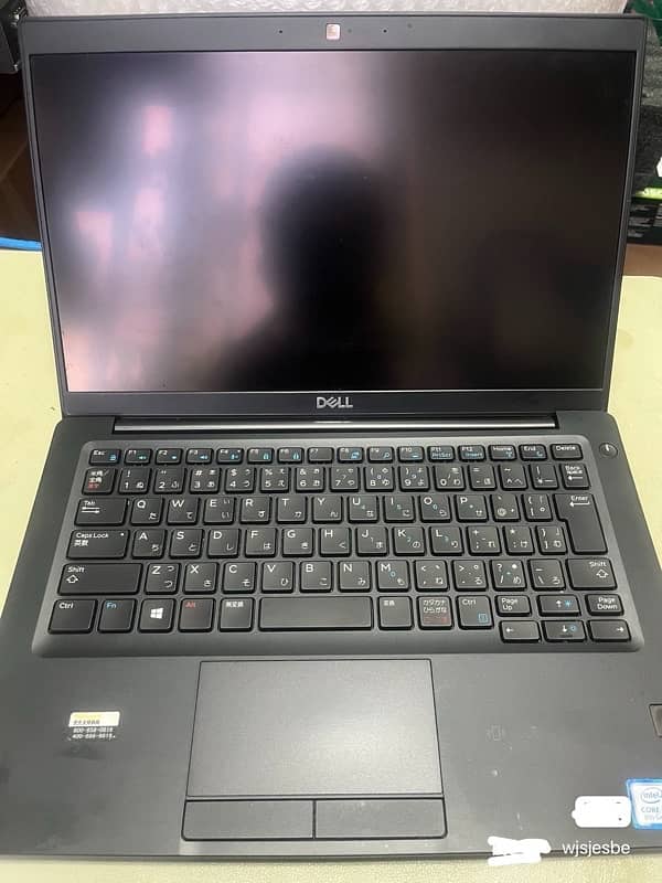 Dell Latitude 7390 i7 8th Gen 1