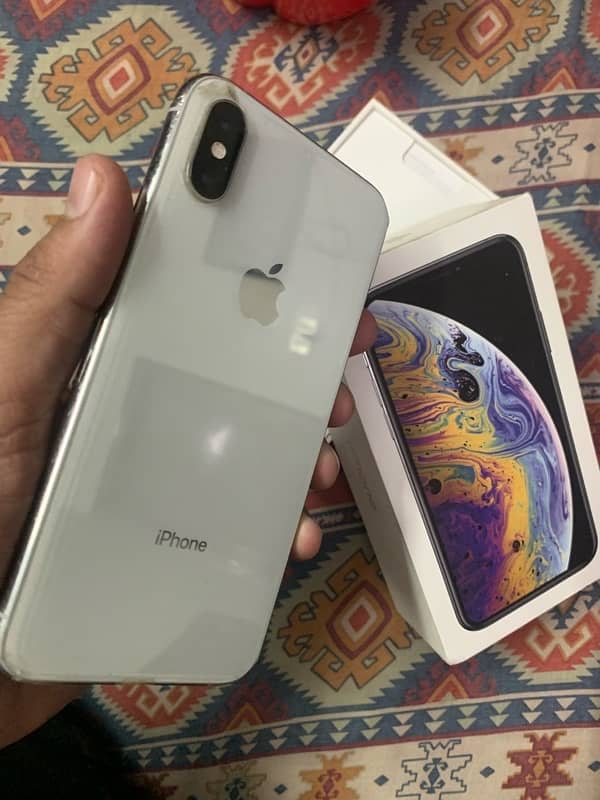 iphone XS 64 gb pta prroved 1