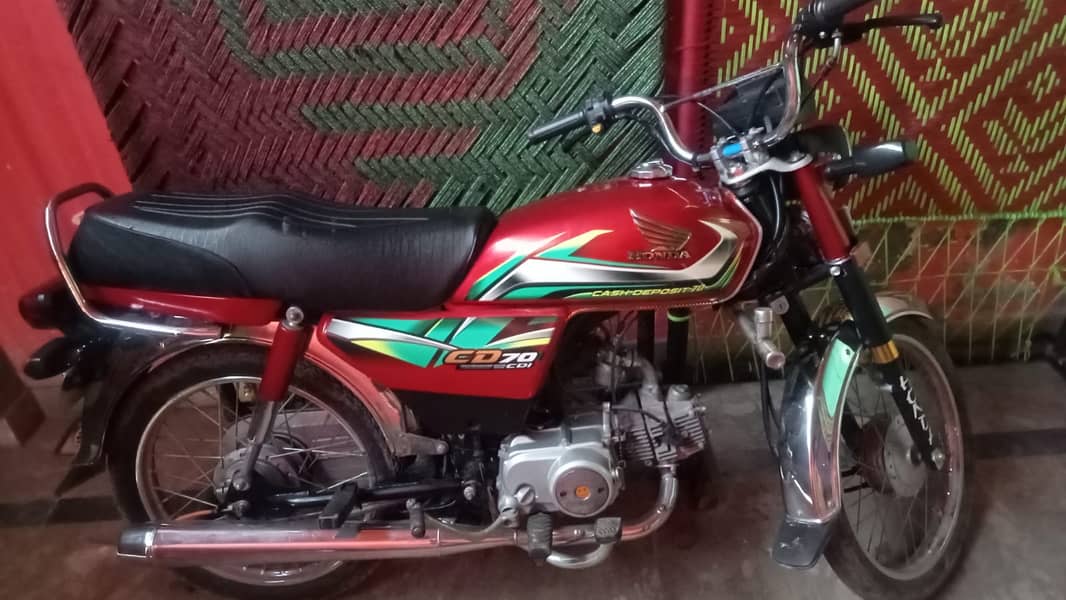 Honda CD 70 2022 4