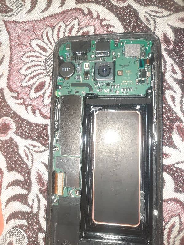 Samsung S8 (Motherboard front & back camera)condation new hai board ki 1