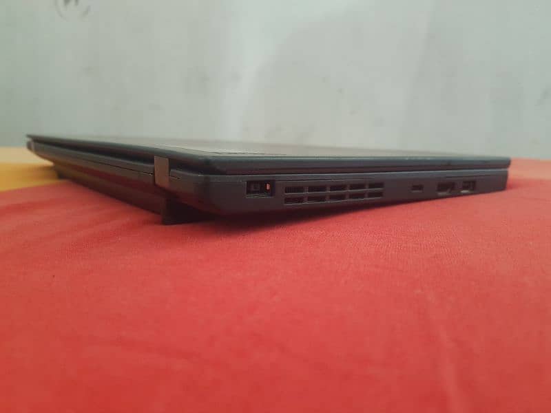 Lenovo ThinkPad X270 – i5 6th Gen, 16GB/256GB 1