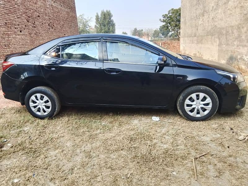 Toyota Corolla GLI 2016 03464895730 11