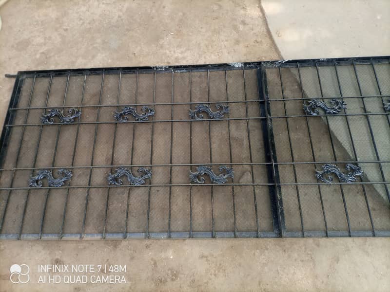 Iron grill 3×9 feet 1