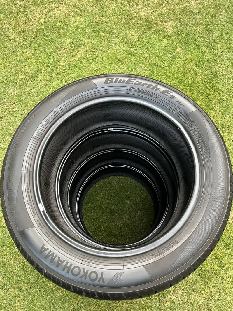 17 inch Yokohama BlueEarth Es Tyres for Sale 0