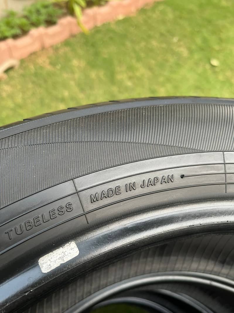 17 inch Yokohama BlueEarth Es Tyres for Sale 3