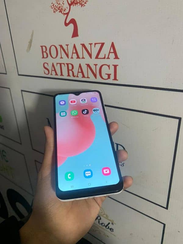 Samsung galaxy  a 30s 0