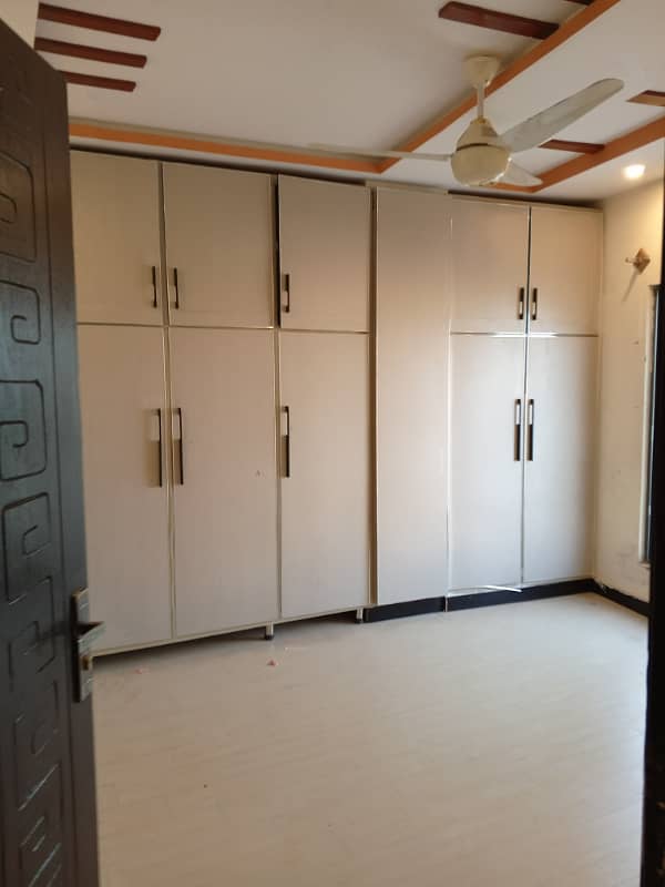 Family flat Availabile for rent 3