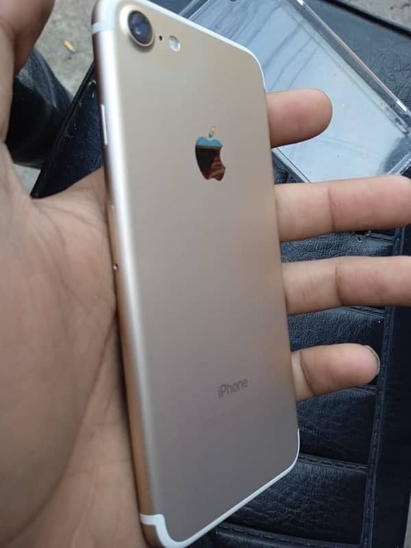 I phn 7 non PTA bypass  256GB Phone Num 03064206549 0