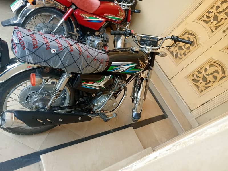 Honda CG 125 2023 (converted) 3