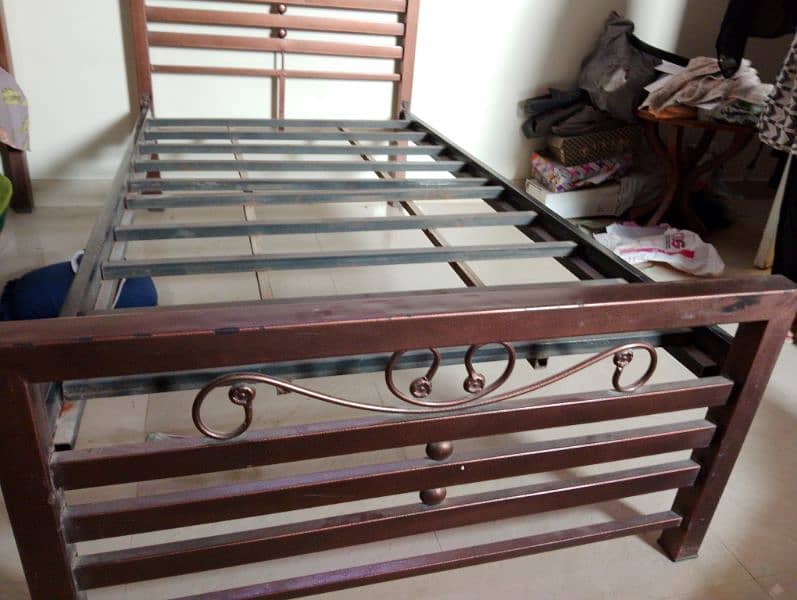 pair of iron bed without mattress 2