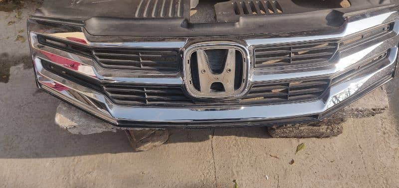 Honda City 2015 Bonet, Front Main Jali & Lights 15