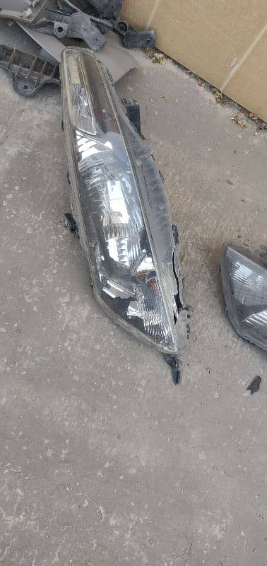 Honda City 2015 Bonet, Front Main Jali & Lights 19