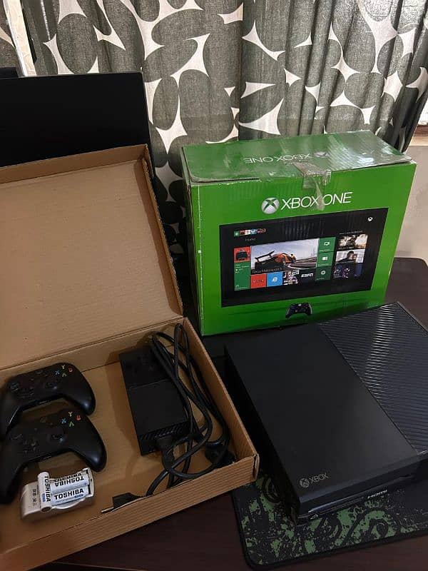 XBOX ONE with Whole set-up 3