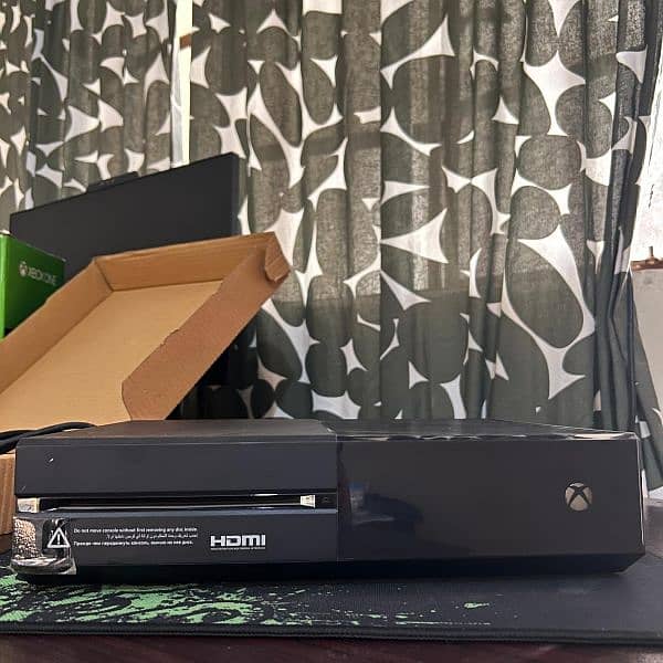 XBOX ONE with Whole set-up 4