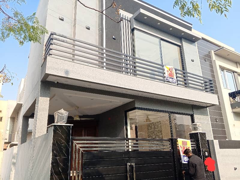 5 MARLA BRAND NEW HOUSE FOR SALE IN DHA RAHBAR BLOCK F 1