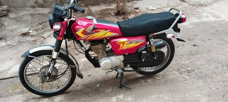 honda 2021 model good condition All documents clear 03187488348 4