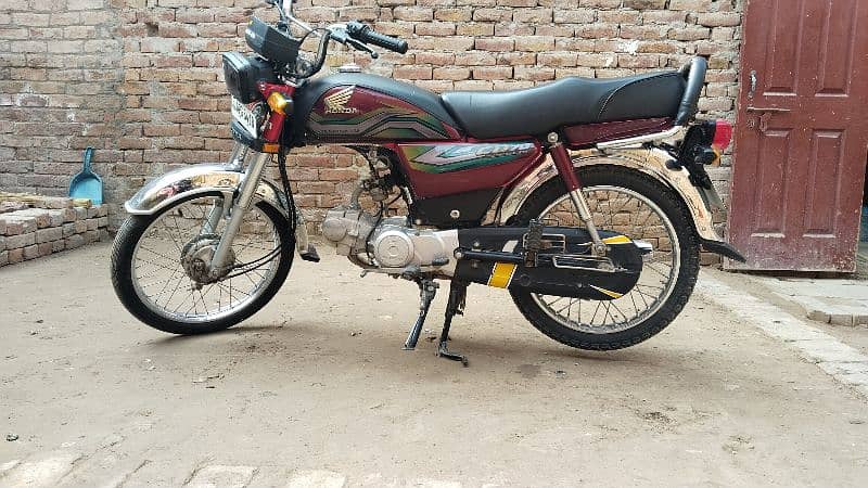 Honda CD 70 7