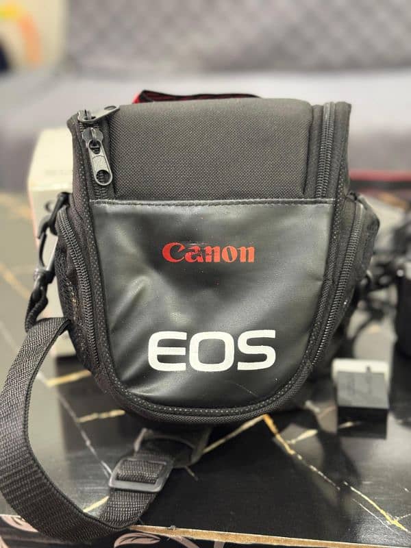 Canon EOS M50 Mirrorless 13