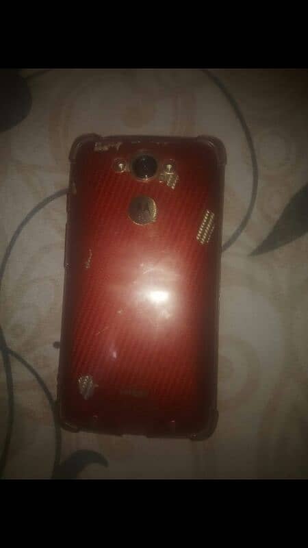 Motorola Droid turbo 3GB ram 32GB memory 2