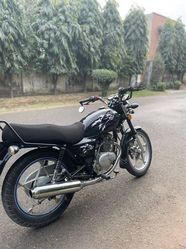 Suzuki GS 150 SE 2022 Model 2