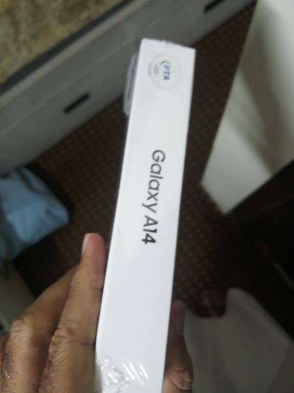 samsung a14 brandnew 4