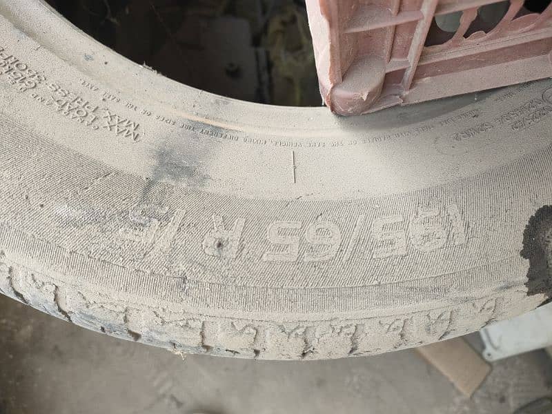 Used Tyres But good condition 195/65/15 2