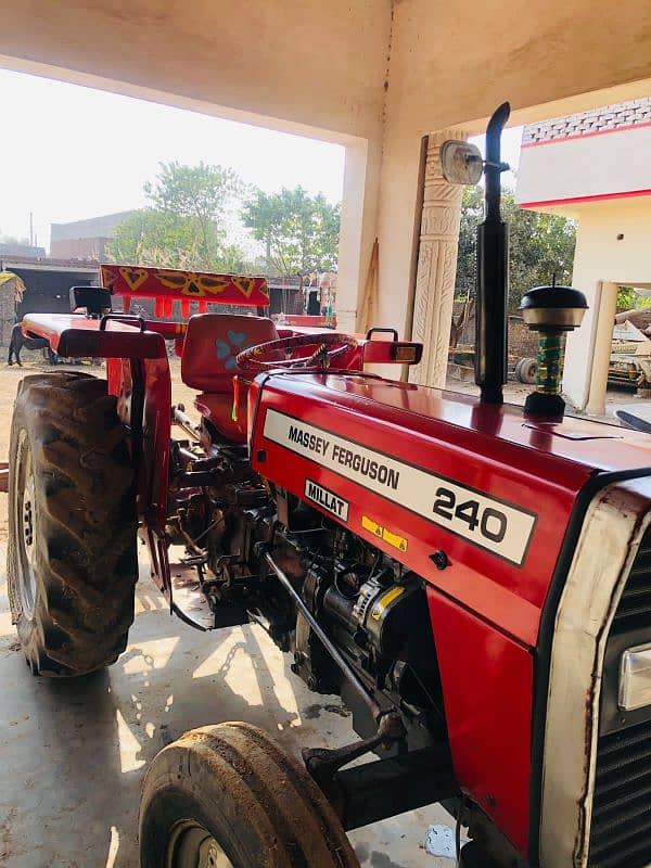 Tractor Millat 240 4