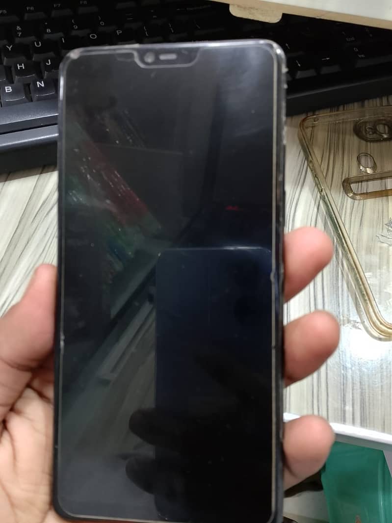 OPPO F7 1